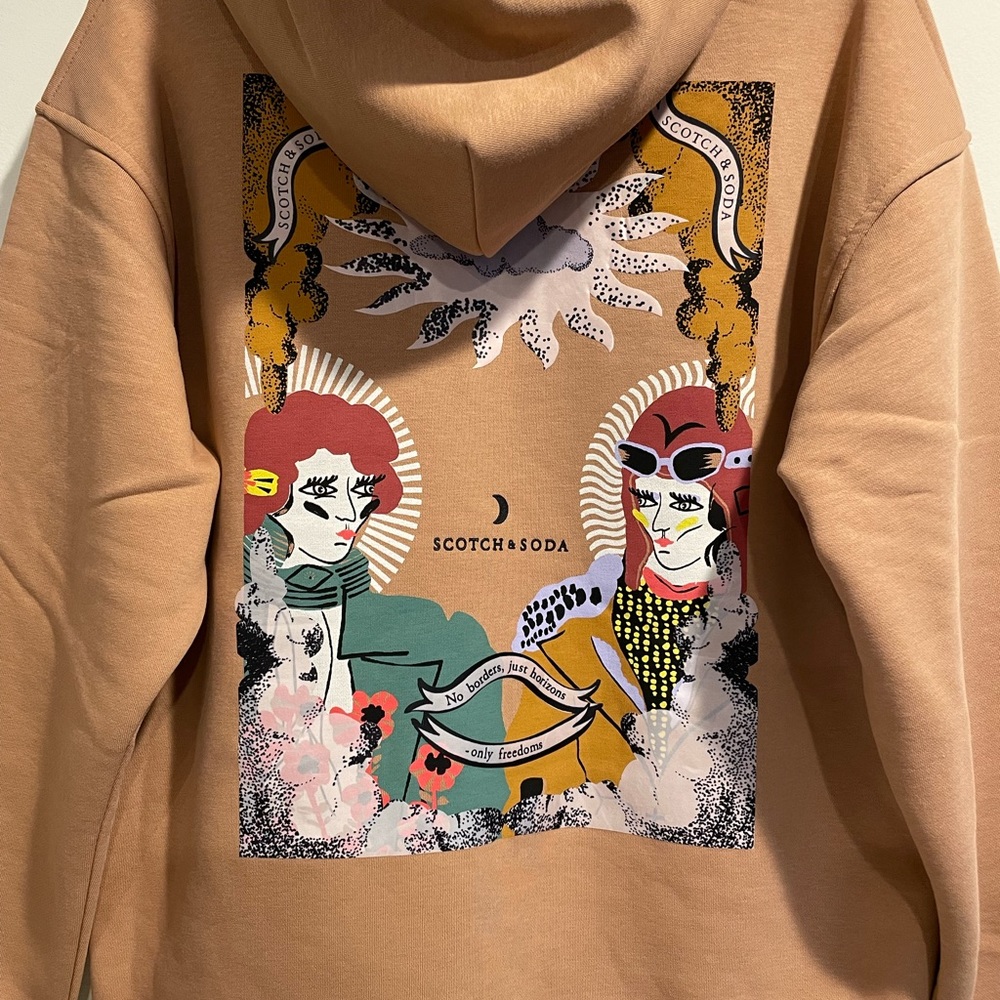 Scotch & Soda Graphic Hoodie - Fall 2021 line!